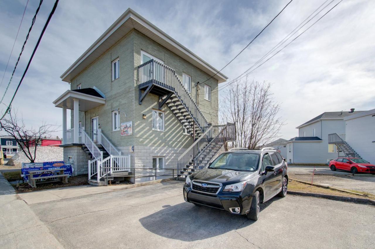 Les Dortoirs De L'Espace Globetrotter Hostel Rimouski Exterior photo