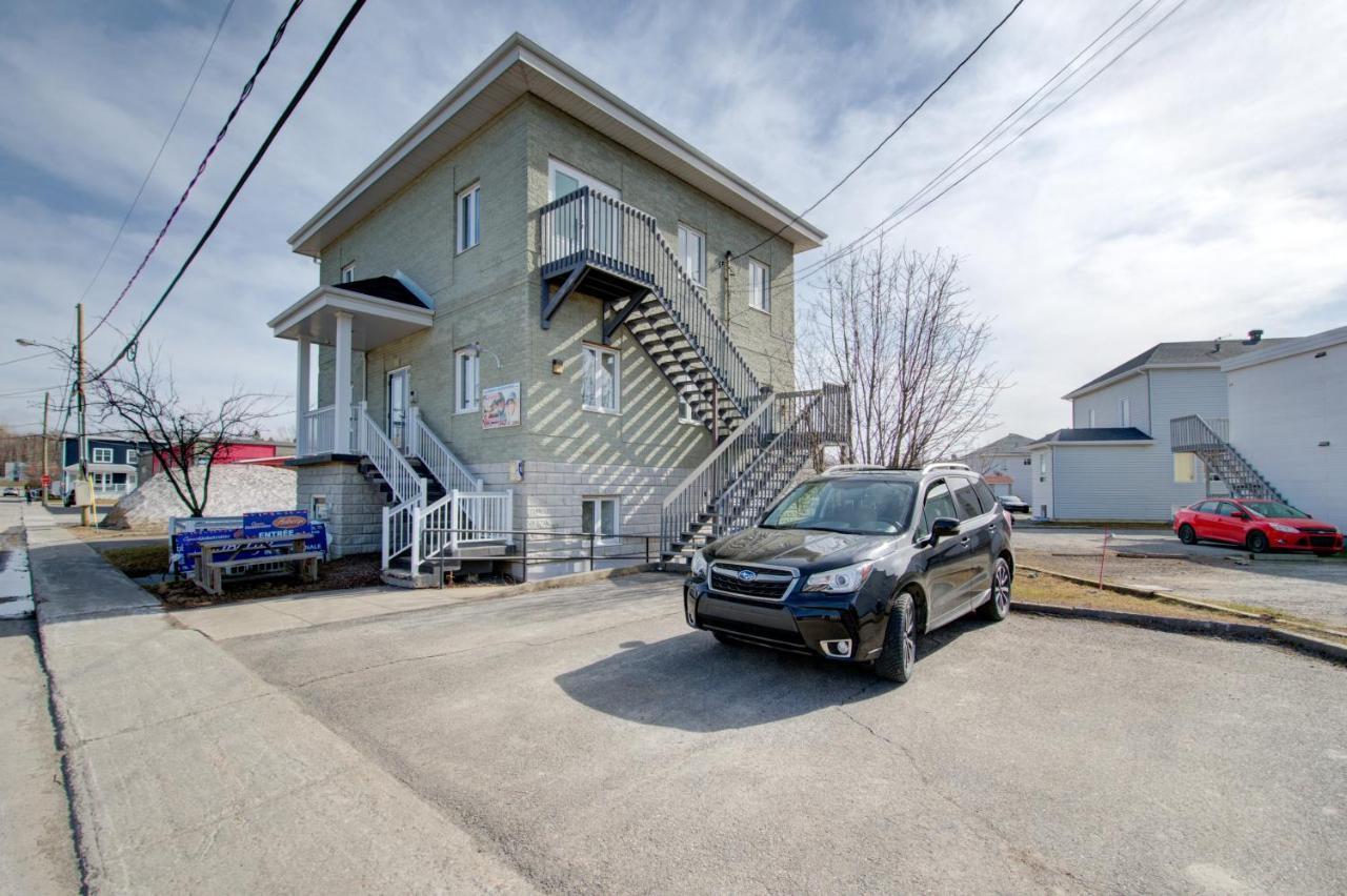 Les Dortoirs De L'Espace Globetrotter Hostel Rimouski Exterior photo